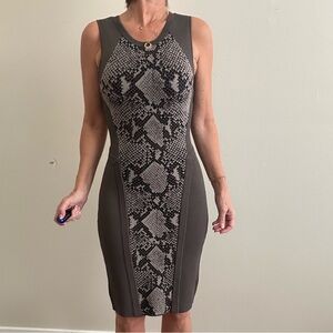 Diane Von Furstenberg Black and Gray Patterned Midi Dress